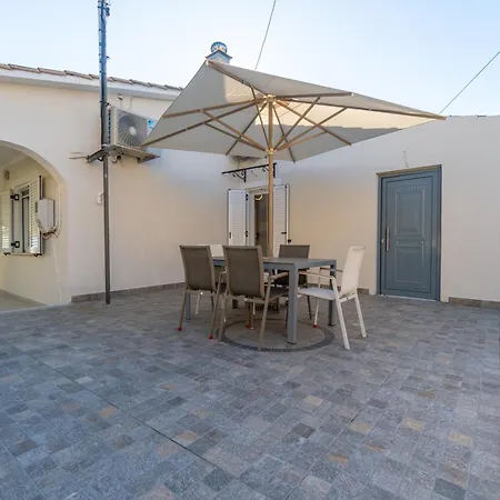 Вилла Sweet Luxury House *