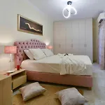 Villa Sweet Luxury House