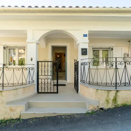 Sweet Luxury House * Alepú
