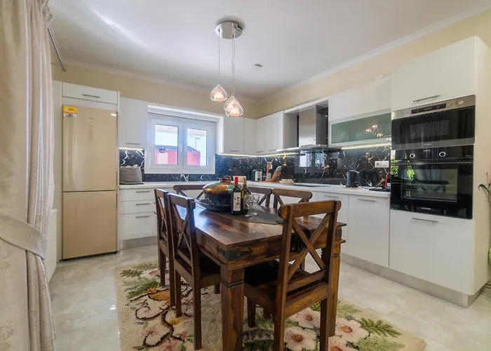 Sweet Luxury House * Alepou